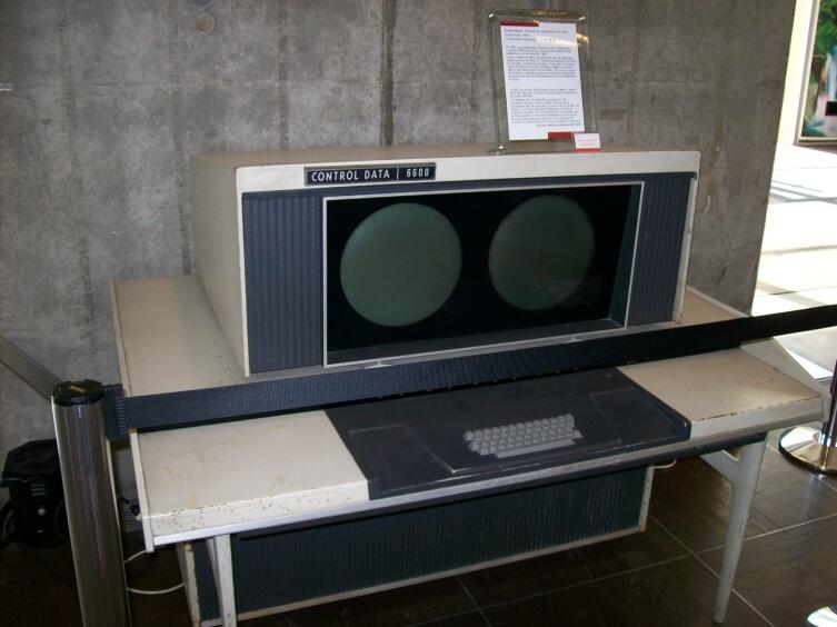Суперкомпьютер CDC 6600