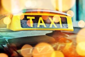Международный день таксиста. Когда в Лондоне впервые появились электрические такси?
