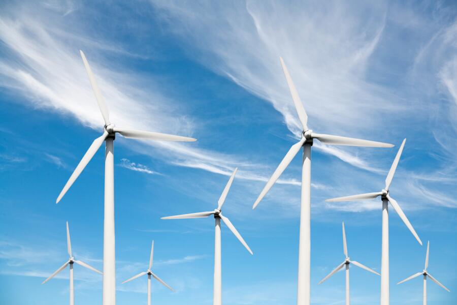 В чём преимущества и недостатки энергии ветра?