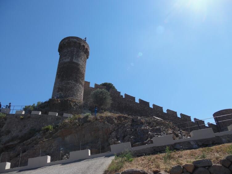 «В глухой провинции у моря». Чем заменит испанский городок Тосса де Мар? Часть 1