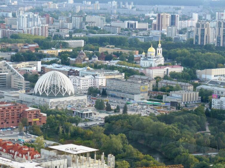 Вид со смотровой площадки «небоскреба Высоцкого»