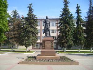 Как в Туле появился и выжил памятник основателю оружейного завода Петру Первому?