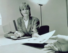 Когда взгляд начальства в Вашу сторону всё холоднее...