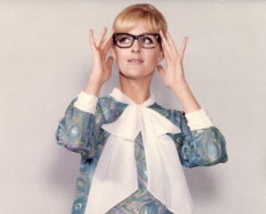 Выбирая ту или иную одежду для офиса, думайте не только о вашем комфорте...