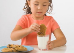 Сегодня можно найти множество еды «детского» размера...