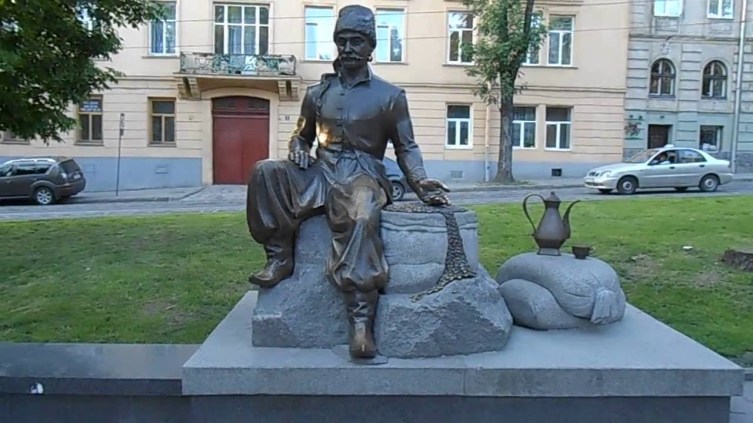Памятник Кульчицкому во Львове