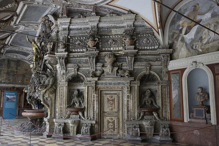 Фридрих Сустрис, грот в императорском дворце в Мюнхене, Германия