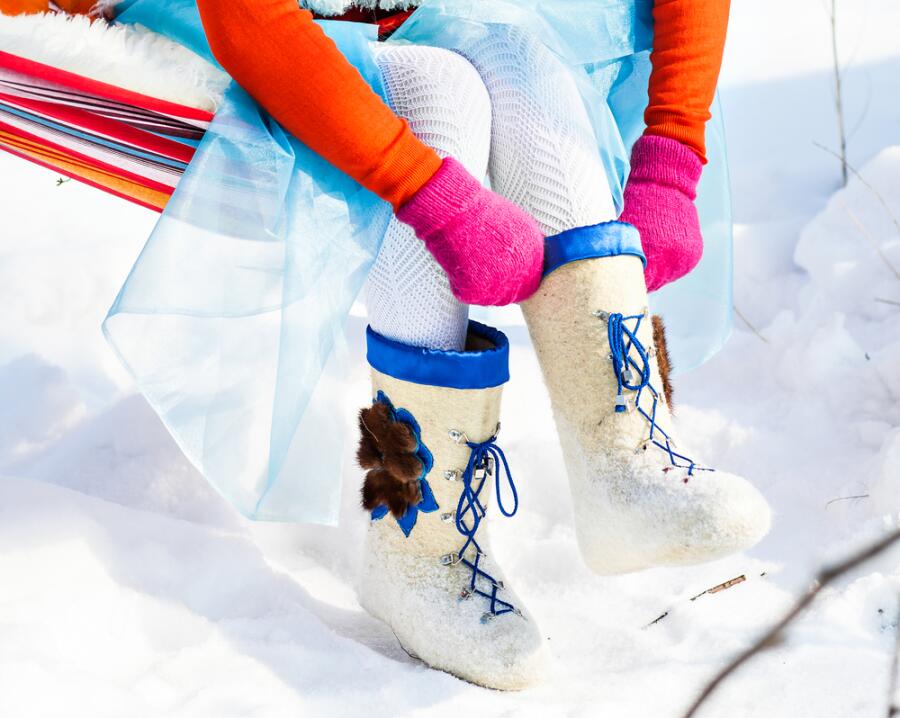 ​  Как подарить детям счастливую и яркую зиму? Обзор дизайнерских валенок для маленьких модников