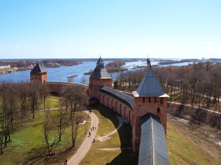 Вид из Новгородского кремля