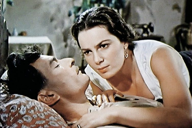 Элина Быстрицкая в роли Аксиньи