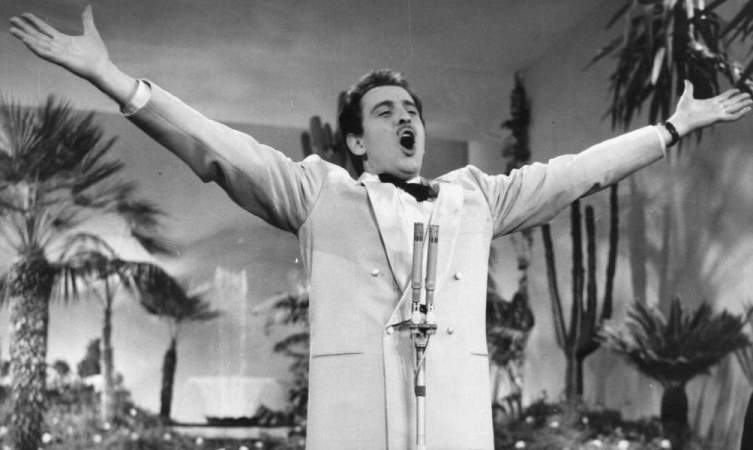 Хиты 1950-х. Какова история песен «Historia de un amor» и «Volare»?