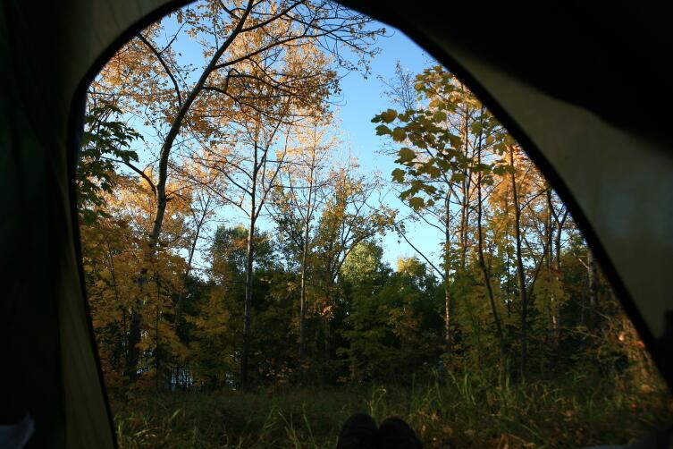 Вид из палатки на берегу Севана