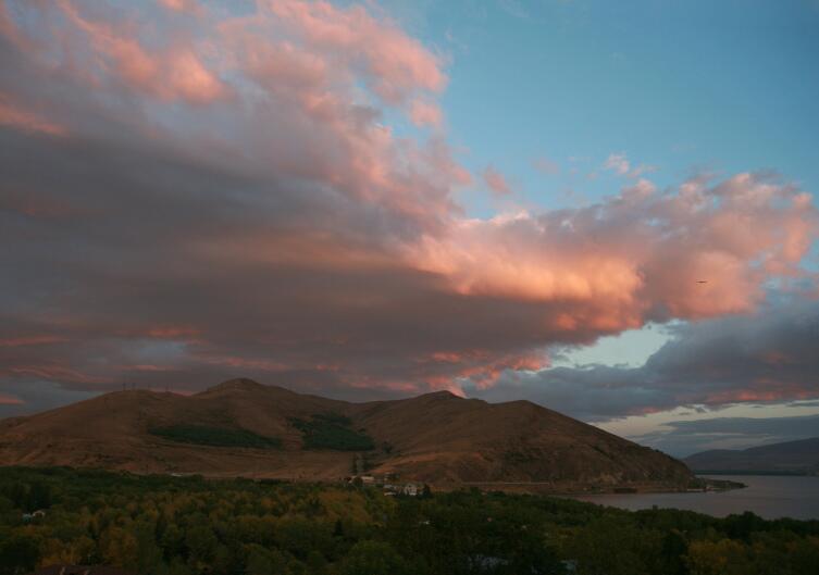 Закаты Севана