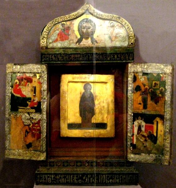 Православный киот для хранения икон: список иконы преподобного Кирилла Белозерского работы Дионисия Глушицкого, Кирилло-Белозерский монастырь