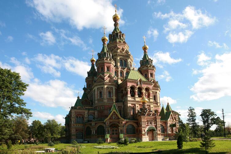 Собор Петра и Павла в Петергофе