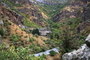 Проедемся по Армении? Гегард, Гарни и другие места недалеко от Еревана
