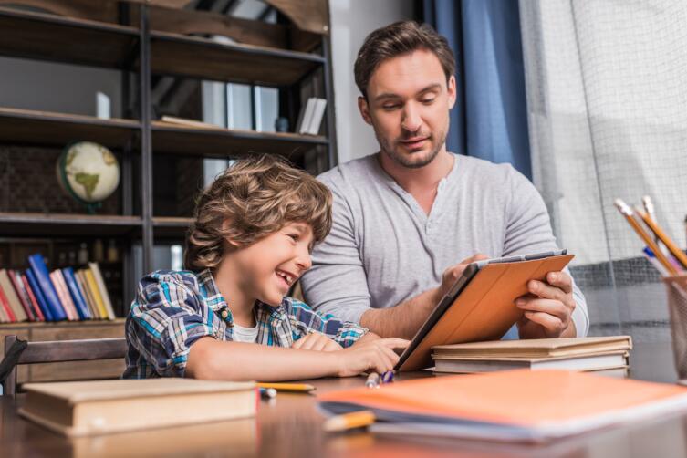 Дети с СДВГ лучше усваивают информацию «через тело»