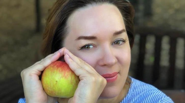 Елена Светлая