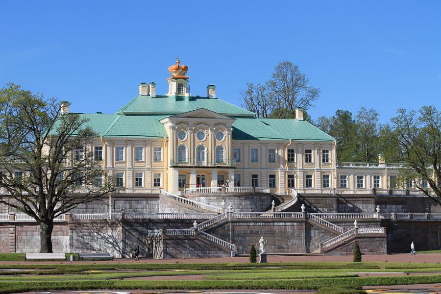 Большой Меншиковский дворец в Ораниенбауме