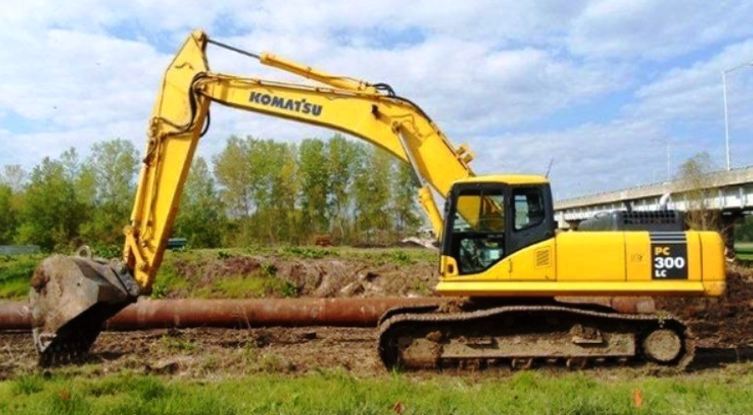 Экскаватор японской фирмы Komatsu