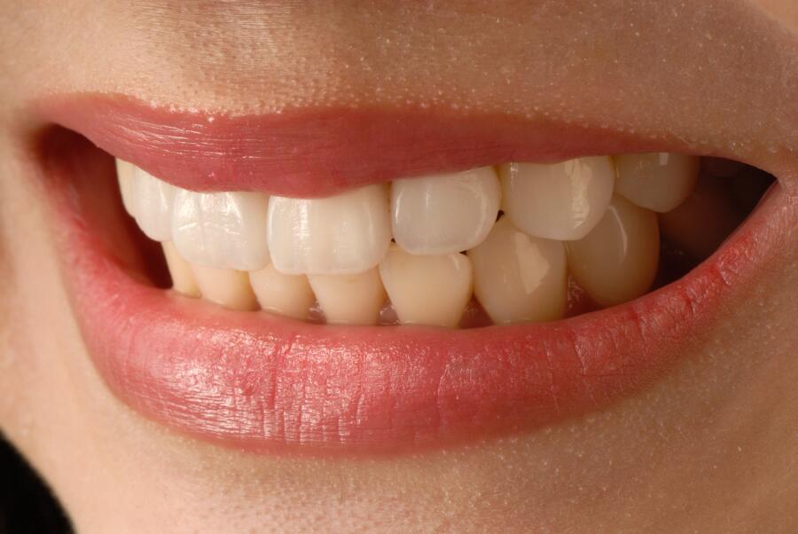 Что такое имплантат и зачем восстанавливать зуб?