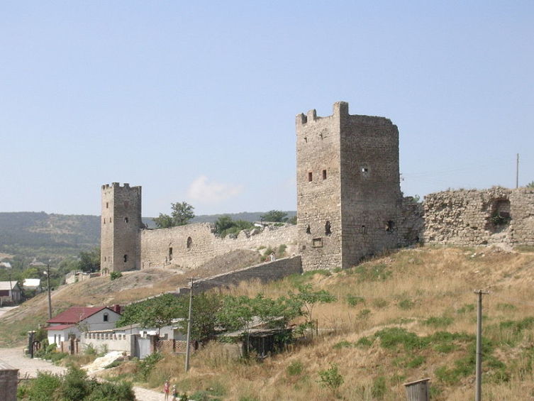 Генуэзская крепость Кафа в Феодосии