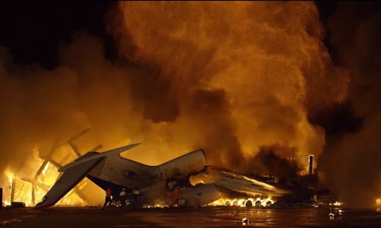 Горящий самолет - страшное зрелище Горящий самолет - страшное зрелище