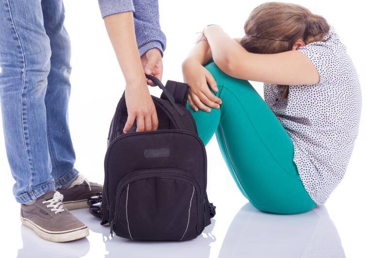 Прежде чем человек скажет о себе «я не могу красть, потому что это ниже моего достоинства», он пережил опыт унижения, он примерил на себя эту роль Прежде чем человек скажет о себе «я не могу красть, потому что это ниже моего достоинства», он пережил опыт унижения, он примерил на себя эту роль