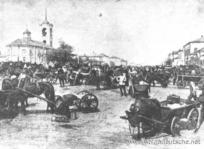 Базарный день в Екатериненштадте, фото до 1917 г. Базарный день в Екатериненштадте, фото до 1917 г.