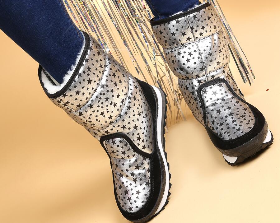 С чем можно носить и где приобрести женские дутики?