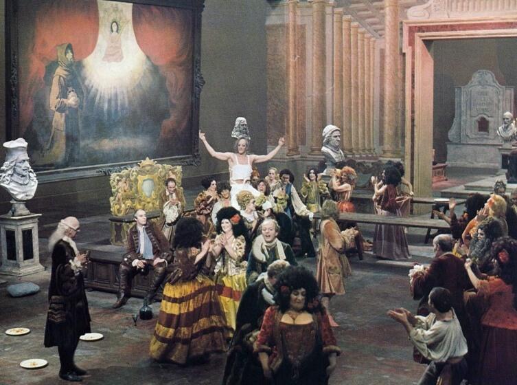 Кадр из фильма «Казанова Феллини»