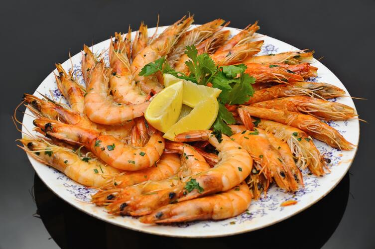 Что приготовить из креветок? Горячие блюда Что приготовить из креветок? Горячие блюда