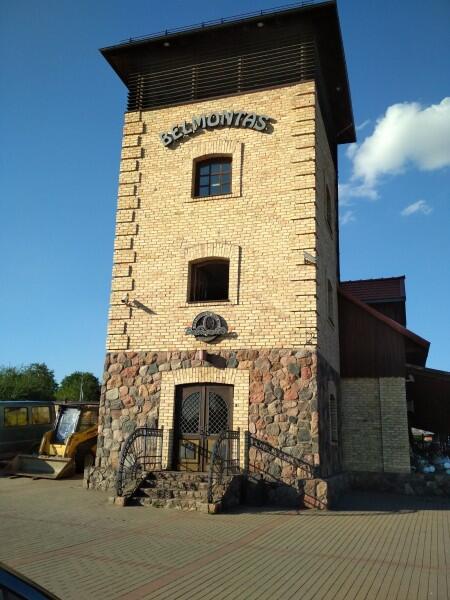 Летняя поездка в Литву. Чем запомнились Тракай и парк Бельмонтас?