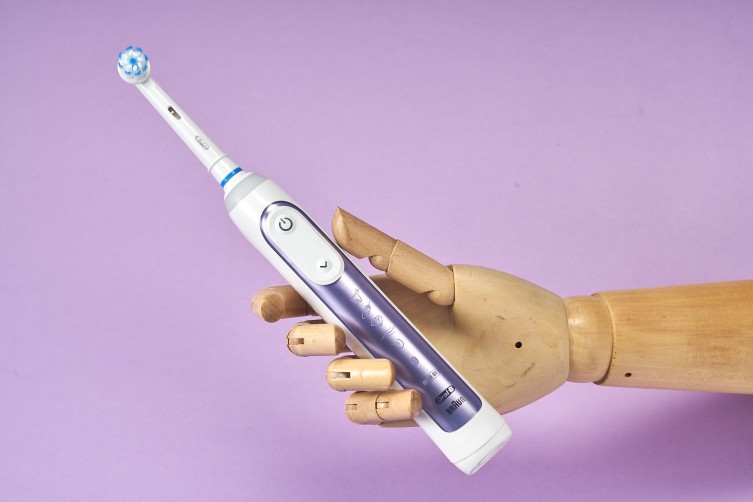 Правильные подарки для нее и для него: выбираем с Oral-B Правильные подарки для нее и для него: выбираем с Oral-B