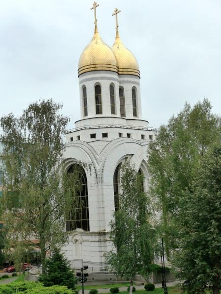 Храм св. Петра и Февронии