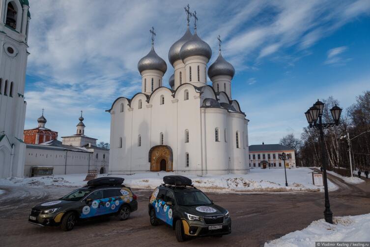 Чем отличается куфтырь от коклюшки, где носили аглечуху и куда вешали жирандоль? или Топ-5 достопримечательностей Вологодской области