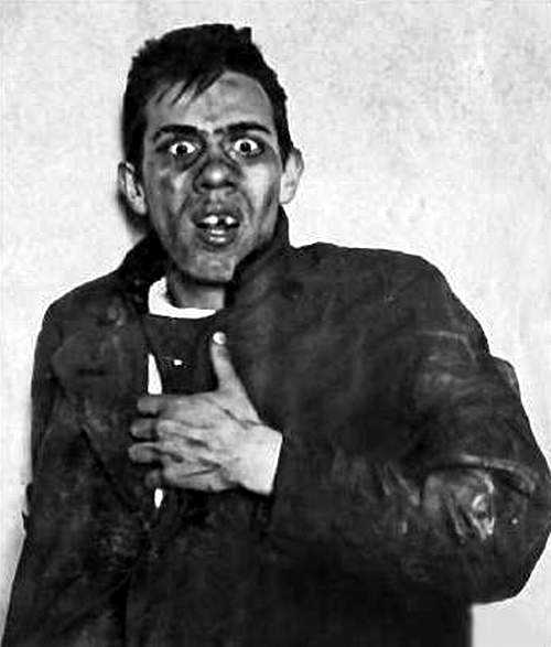 Александр Беляев в любительском спектакле, Смоленск, 1904 г. Александр Беляев в любительском спектакле, Смоленск, 1904 г.