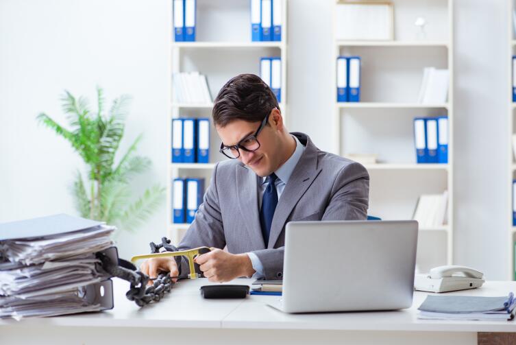 Что предпринять для освобождения от рабства?