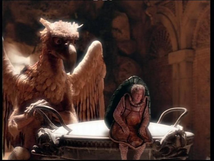 Алисин кинозал - 19.  Какие фильмы по сказкам Льюиса Кэрролла были сняты в 1990-е годы?