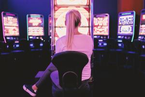 Игровые автоматы онлайн-казино. Как относятся к ним в северо-восточных штатах?