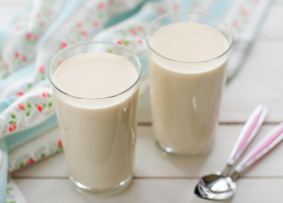 Чем полезно топленое молоко?