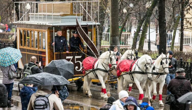 Конка образца 1874 года на «Дне рождения Московского трамвая» 16 апреля 2016 года