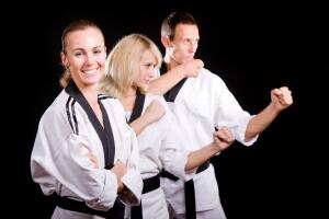 Какие принципы боевых искусств могут применяться в повседневной жизни?