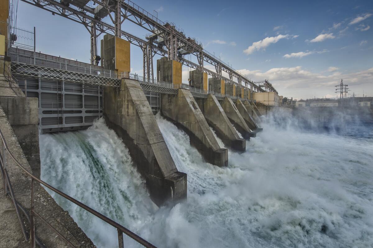 Como funciona una central hidroelectrica