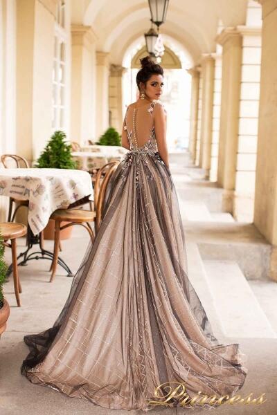 Как выбрать вечернее платье для особого повода? Как выбрать вечернее платье для особого повода?