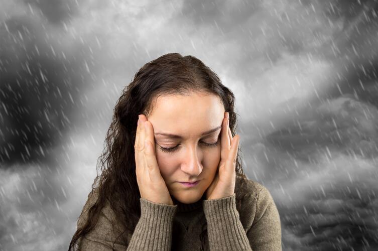 Почему ухудшается самочувствие при смене погодных условий? Симптомы и лечение ВСД