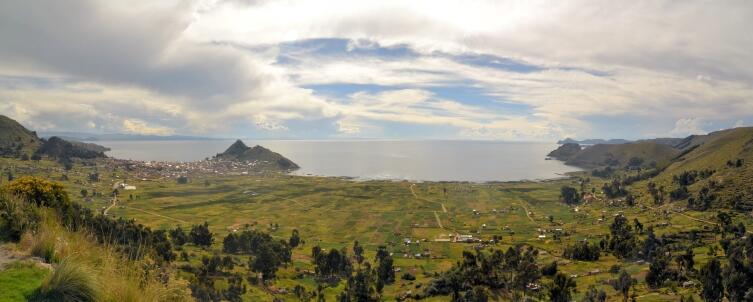 Вид на озеро Титикака