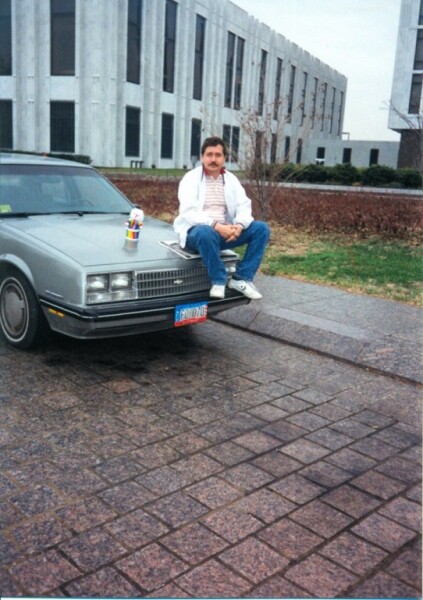 Тот самый «Шевроле Селебрити». Вашингтон, посольство СССР, 1990 г.