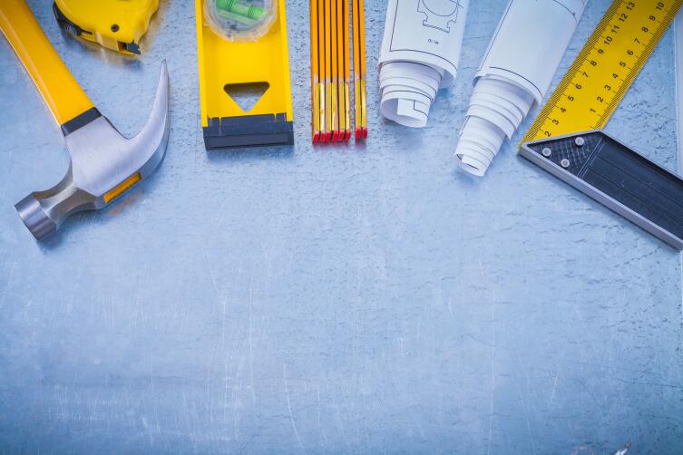 Как обшить деревом бетонную лестницу?