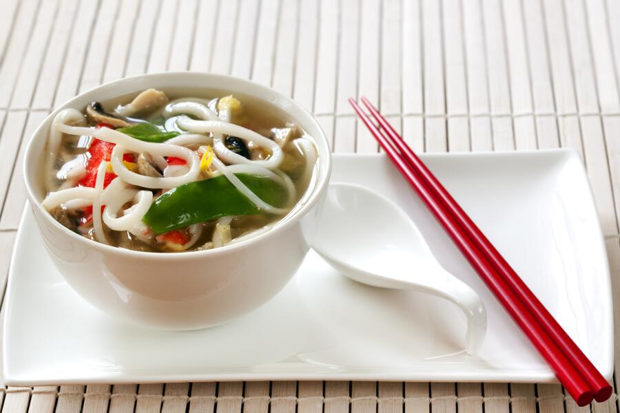 Как приготовить классический азиатский суп «Удон»?